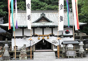 【紀南エリア】　闘鶏神社