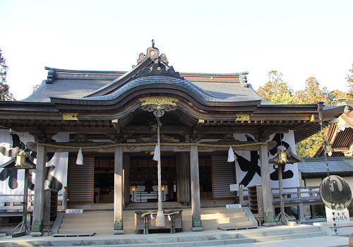 熊野三山の一つで全国の熊野神社の総本宮